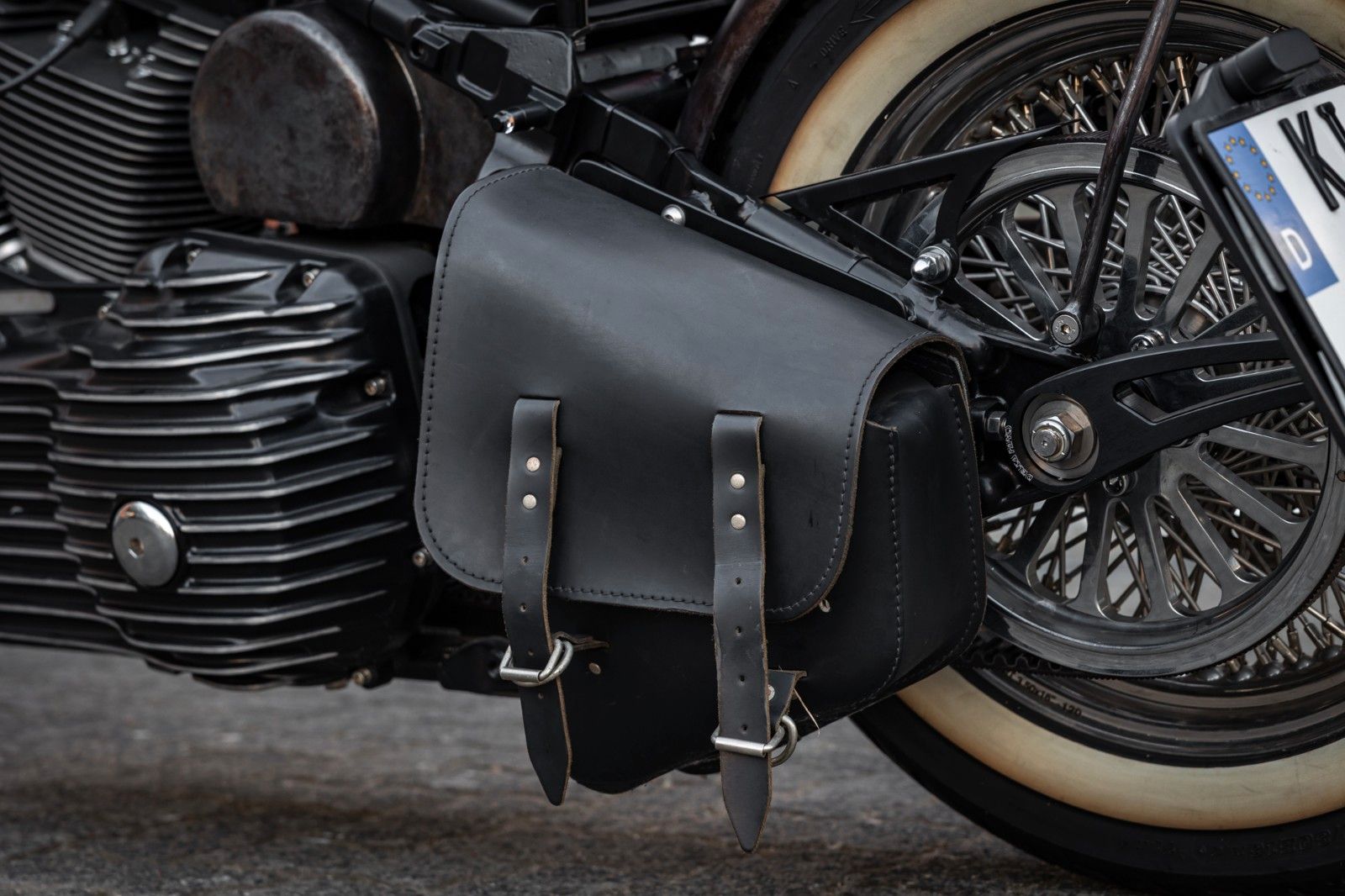 Fahrzeugabbildung Harley-Davidson Softail FAT BOY FLSTF - CUSTOM UMBAU - VERGASER