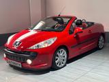 Peugeot 207 CC Cabrio-Coupe Platinum Automatik - Peugeot 207 in Köln