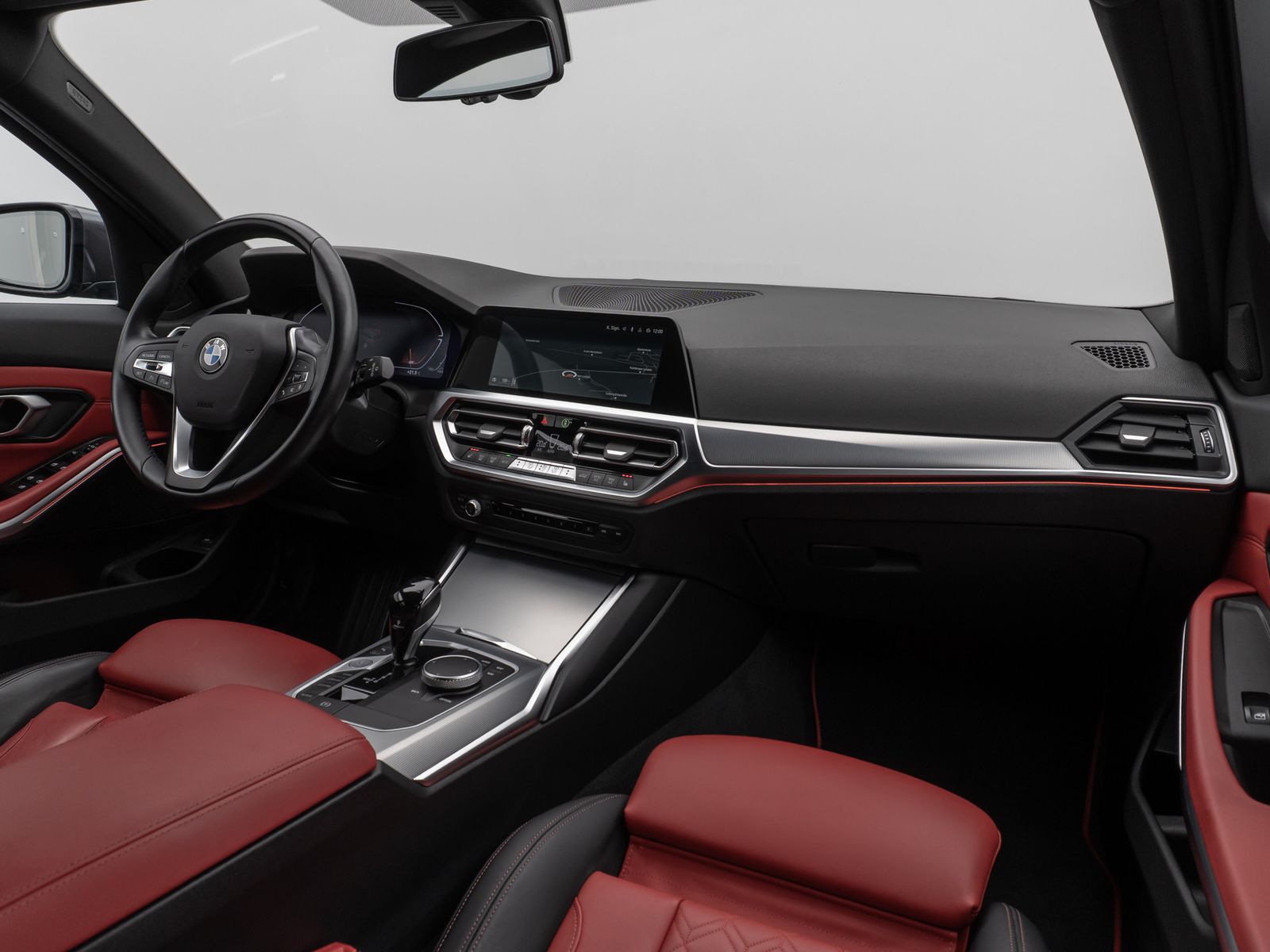 Fahrzeugabbildung BMW 330i xD SportLine Laser DAB HiFi PDC AHK Komfort