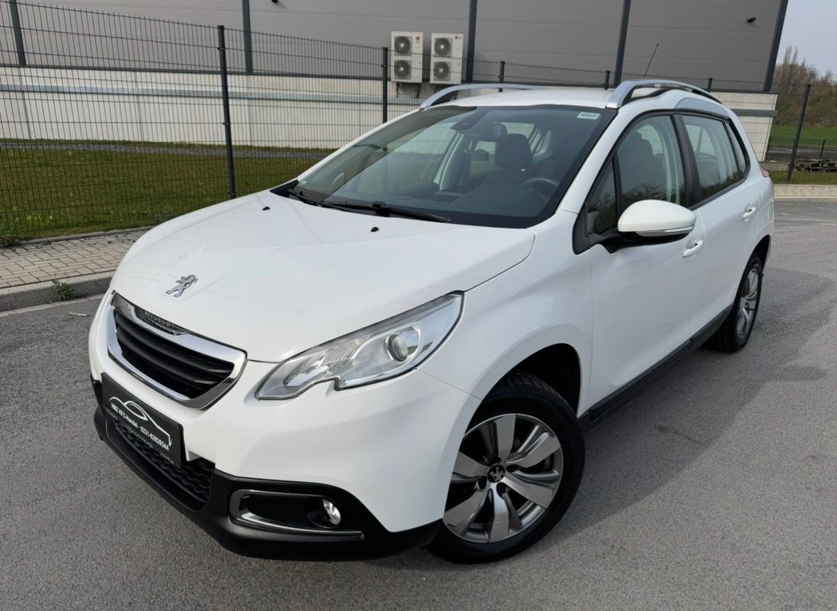 Peugeot 2008 Active/NAVI/PDC/KLIMA