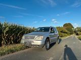 Mercedes-Benz Mercedes ML 270 CDI - gebrauchte Mercedes-Benz ML 270 aus dem Jahr 2001