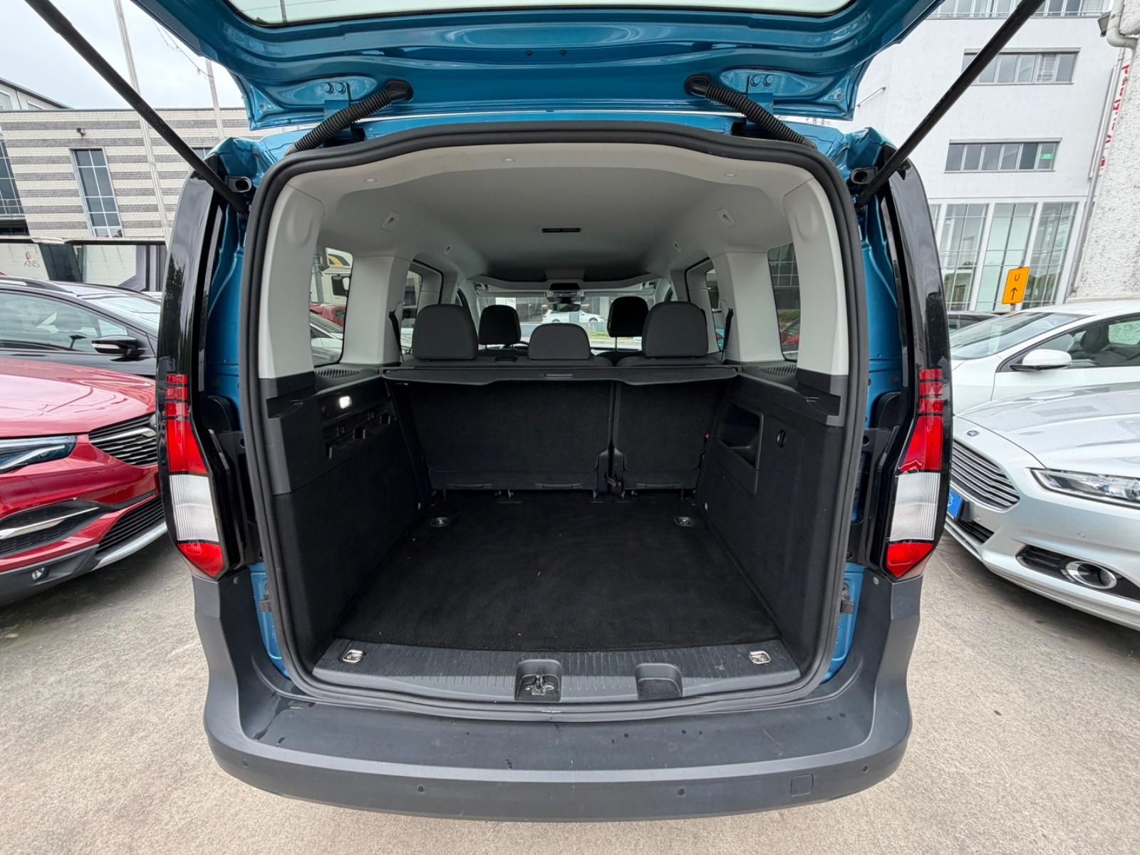 Volkswagen Caddy |5 Sitze|Kamera|CarPlay|Sitzhz|DAB+|