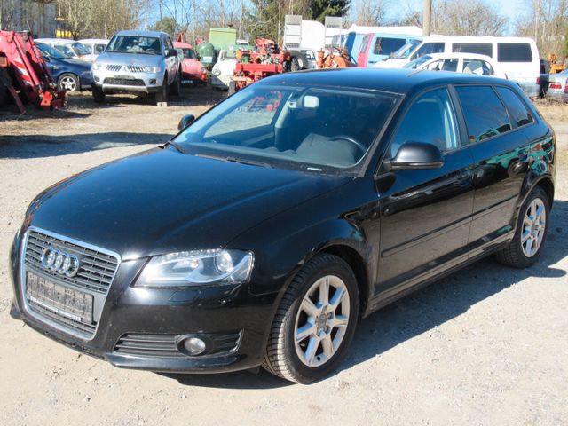 Audi A3 Sportback 2.0 TDI=Xenon=LED=Navi=Standheizung