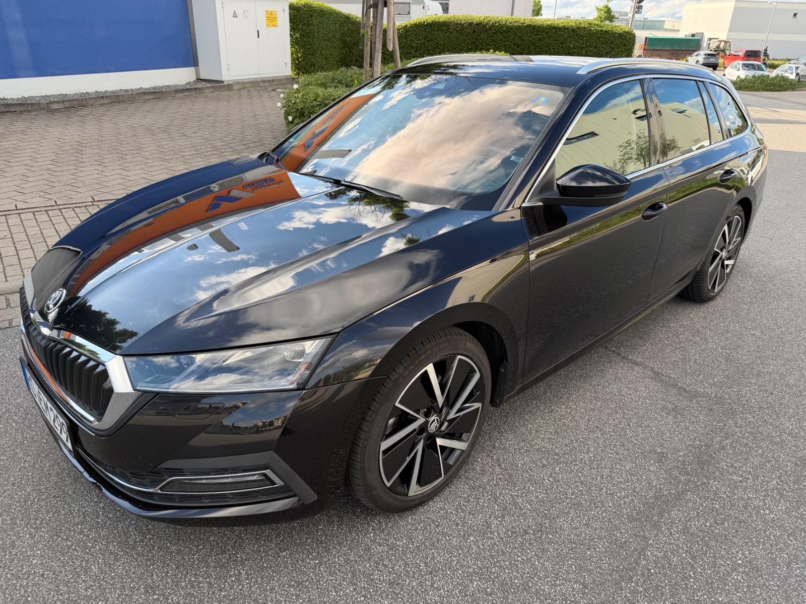 Skoda Octavia Combi 2.0 First Edition*Serviceheft*Top