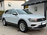 Volkswagen VW Tiguan Allspace Highline 4 Motion DSG 360 7 S