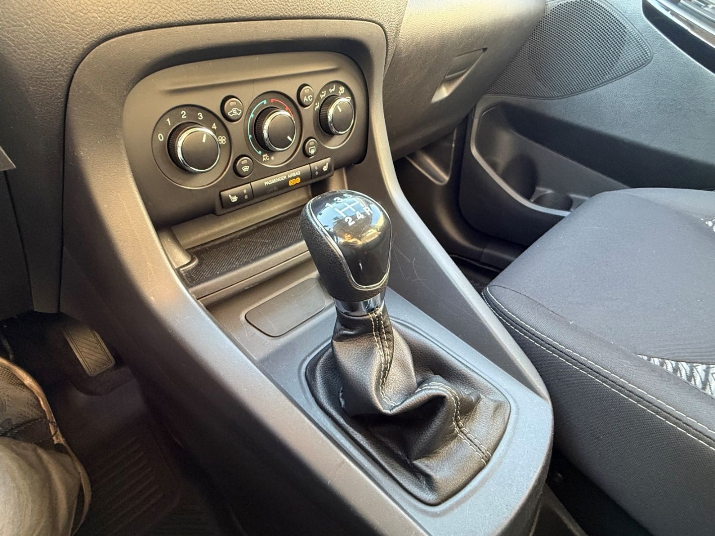 FORD Ka Cool & Connect BHZ SHZ . PDC Berganfahrass. K - Image 18