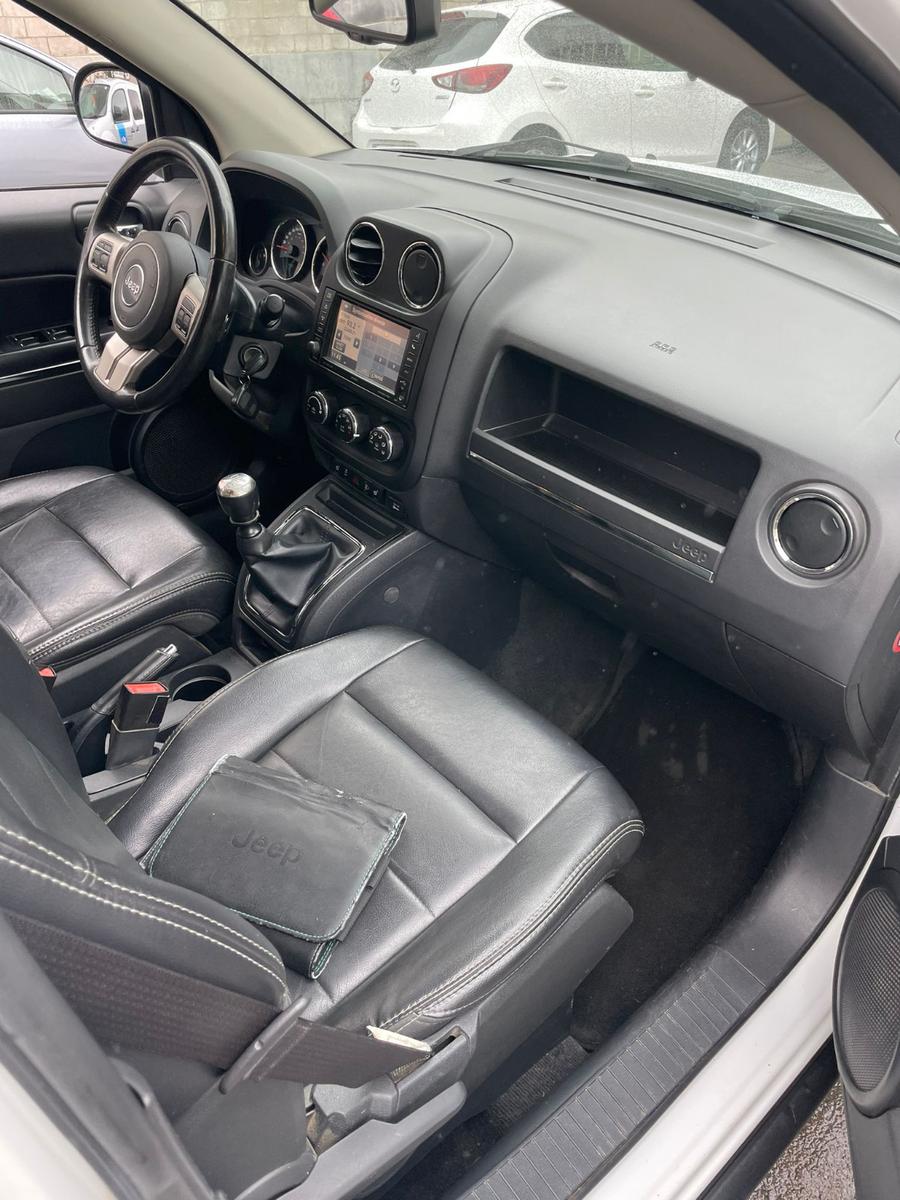 Jeep Compass 2012 — photo 6
