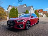Audi A4 40 TFSI S line quattro Pano, RVC, 8-fach