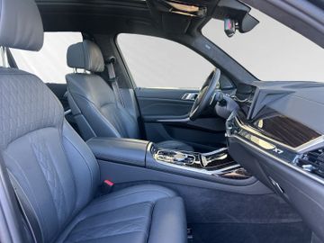 BMW X7 - 5