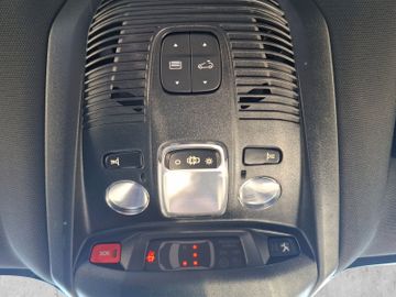 Peugeot 3008 GT 1.2 136 Kam.+KeyLess+LED+Navi+Pano+SD
