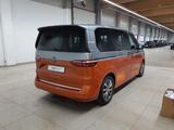 Volkswagen Multivan 2,0 TDI KÜ Style 6 Si. PANO AHK NAV - : Van, Multi