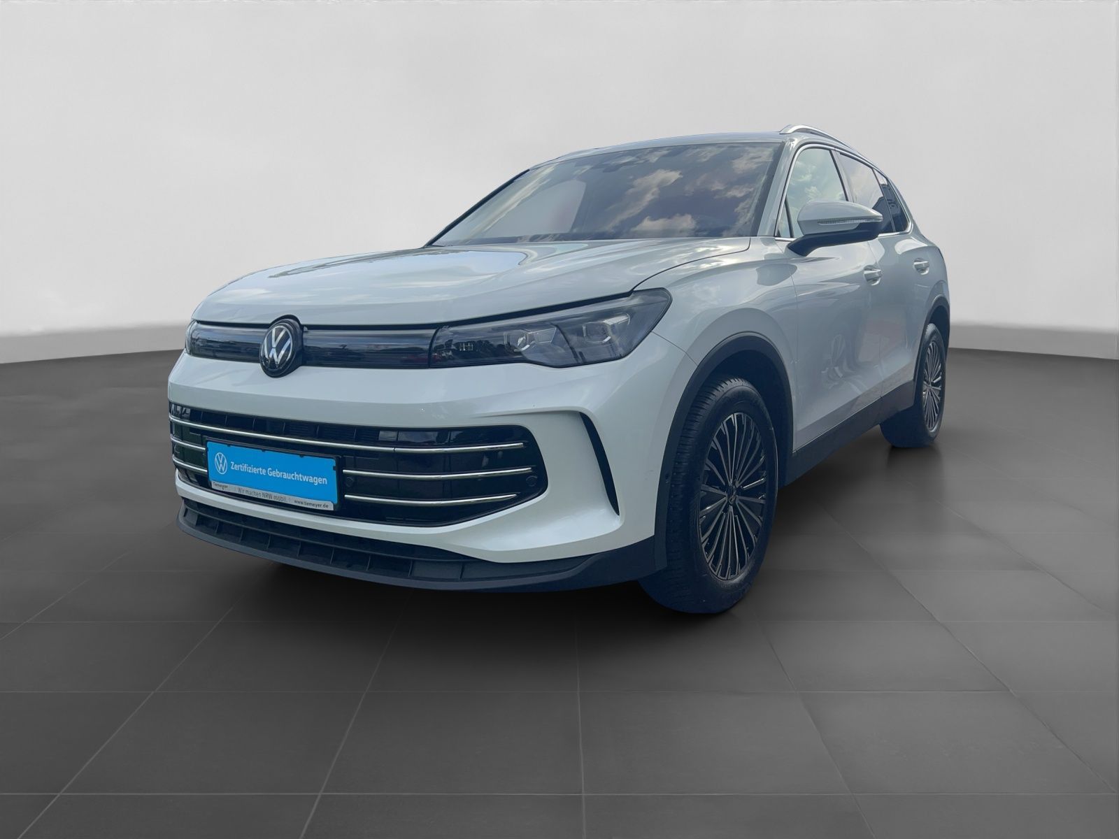 Volkswagen Tiguan 2.0 TDI ELEGANCE STHZG AHK 4xSITZH foto 2