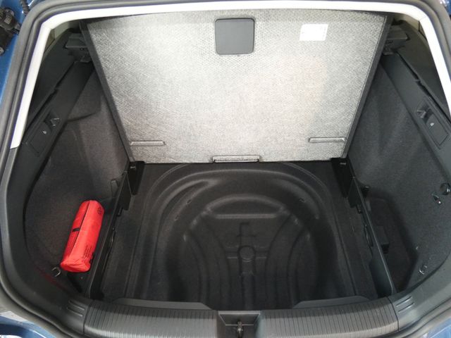 Golf Variant 1.5 eTSI Style DSG AHK PANO KAMERA