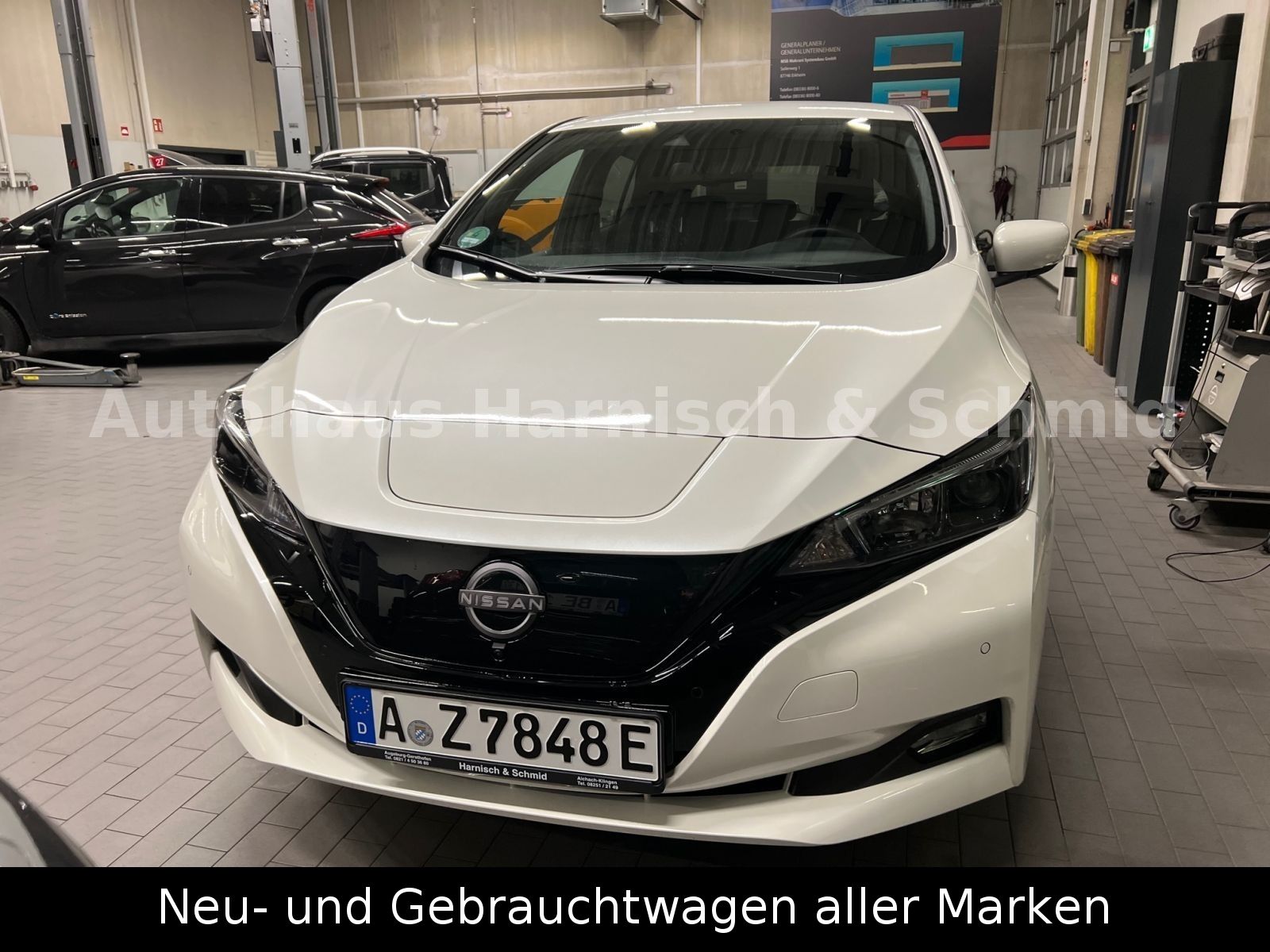 Fahrzeugabbildung Nissan Leaf N-Connecta Winterpaket, Perleffektlack