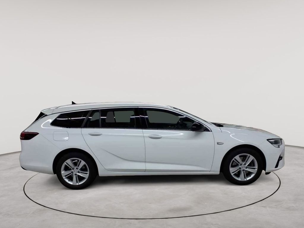 Opel Insignia — fotografia 3