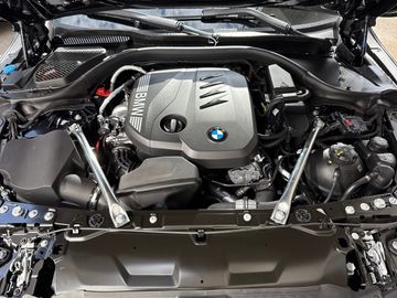 BMW 520d xDrive M Sportpaket Head-Up HK HiFi DAB