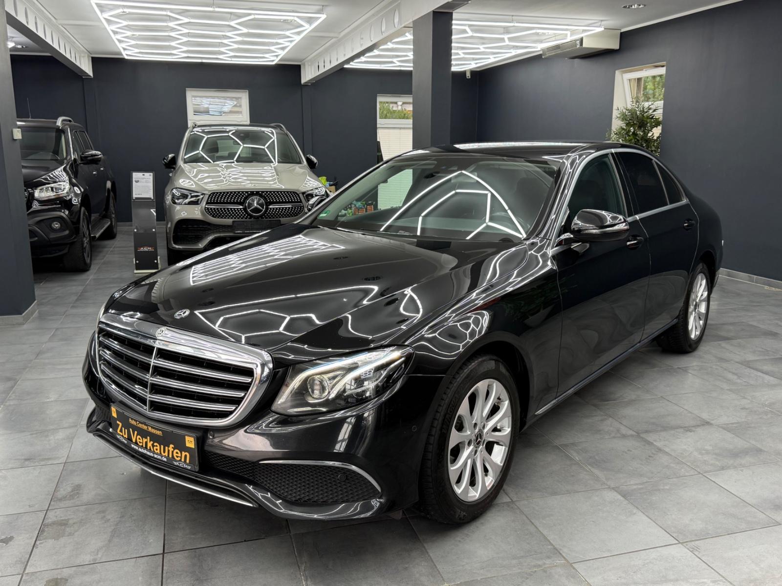 Mercedes-Benz E 220 d Lim. Exclusive *Navi*Multibeam*Tempo*PDC