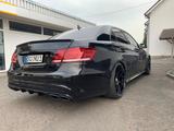 Mercedes-Benz E 63 AMG 4MATIC AMG Facelift - schwarze Mercedes-Benz E 63 AMG