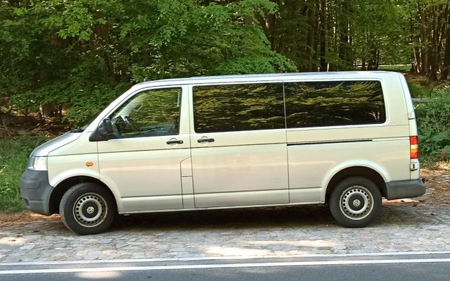 Volkswagen T5 Transporter Kombi lang Standheizung AHK