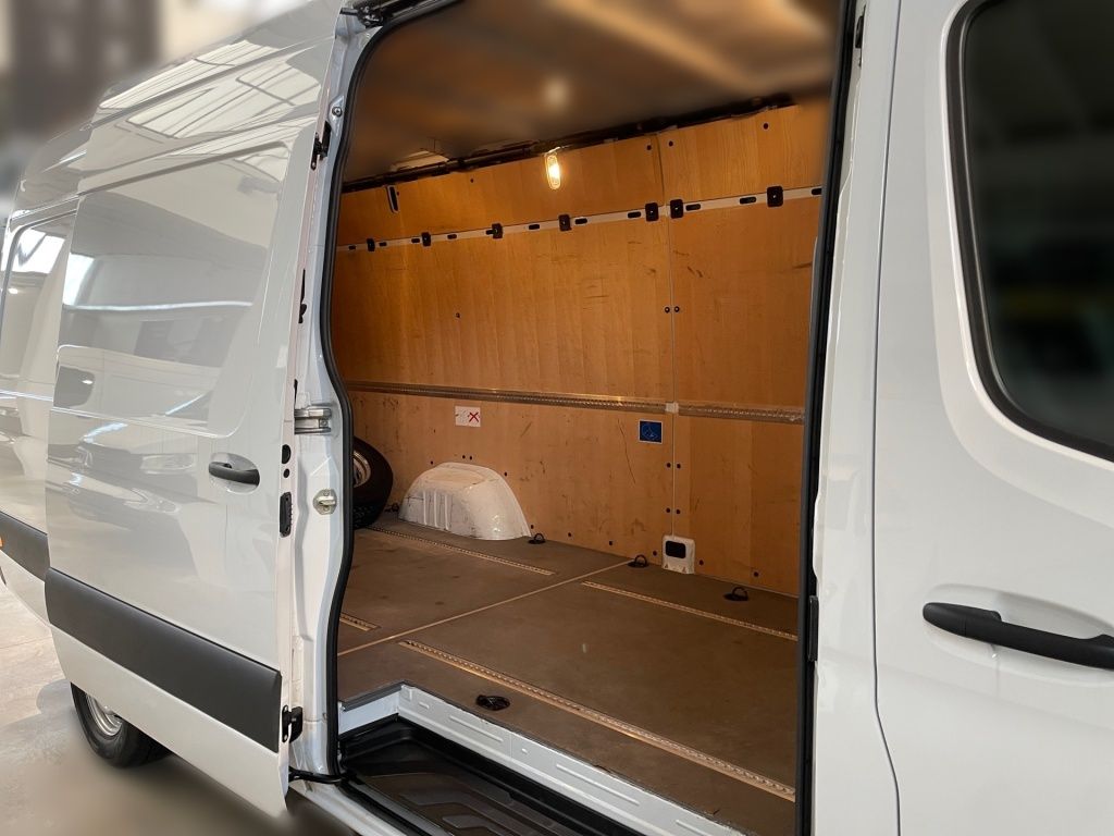 Fahrzeugabbildung Mercedes-Benz Sprinter 317 Kasten L3H2 LED 10''MBUX RFK 2 Sitz