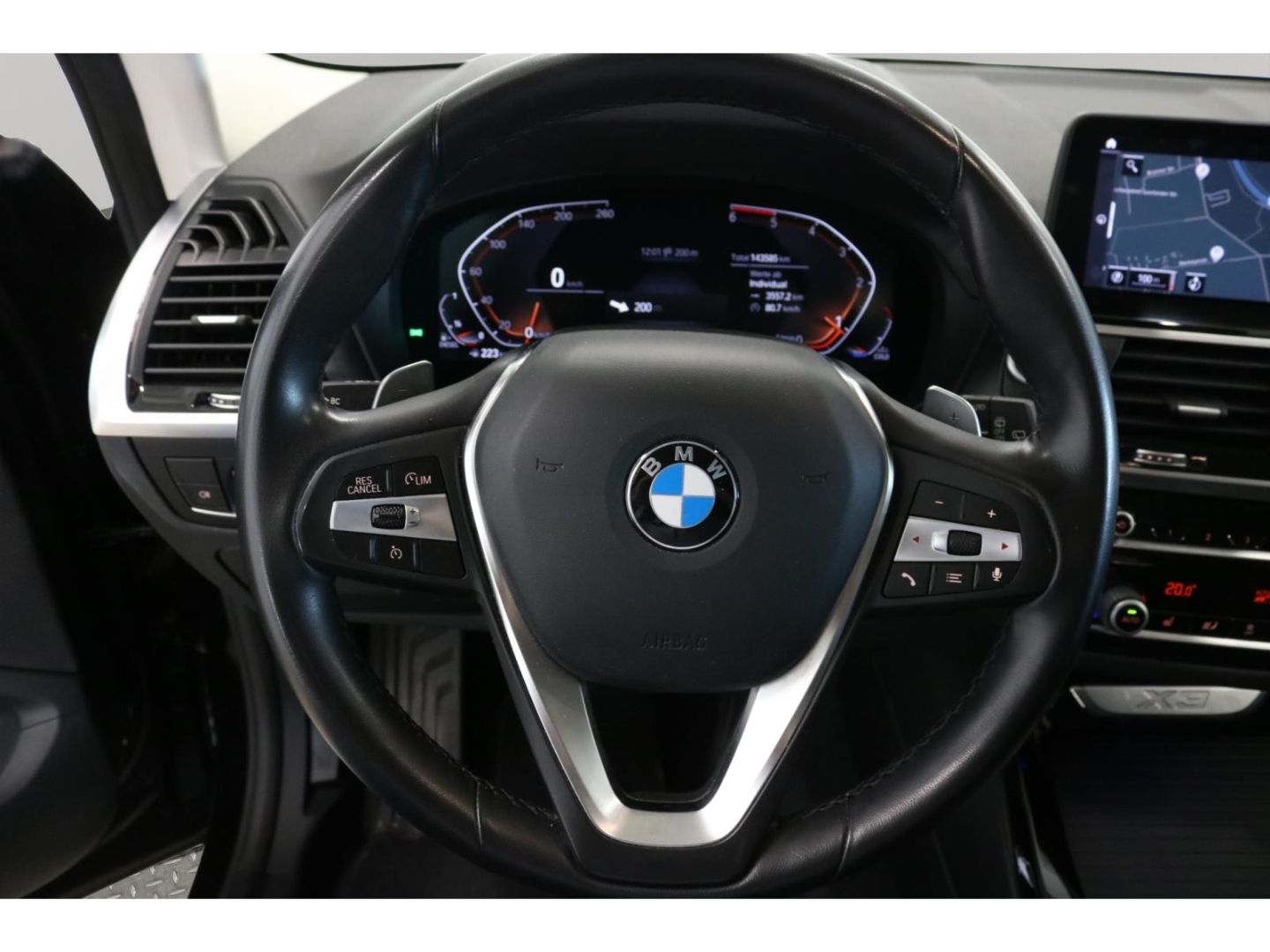 Fahrzeugabbildung BMW X3 xDrive 20 d xLine X-Line Navi el. Heckklappe