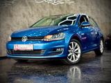 Volkswagen Golf VII Lim. Highline BMT *Panorama Dach * - Volkswagen Gebrauchtwagen in Reutlingen