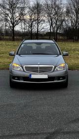 Mercedes-Benz C200 2010 - Mercedes-Benz 200 aus 2010