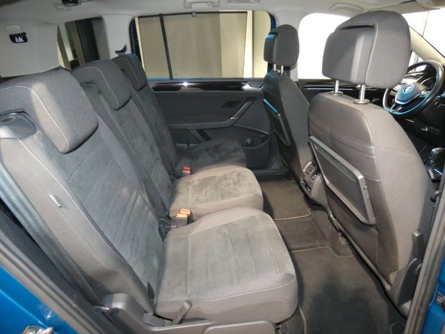 Touran 2.0 TDI Highline 7-SITZ PANO KAMERA DCC