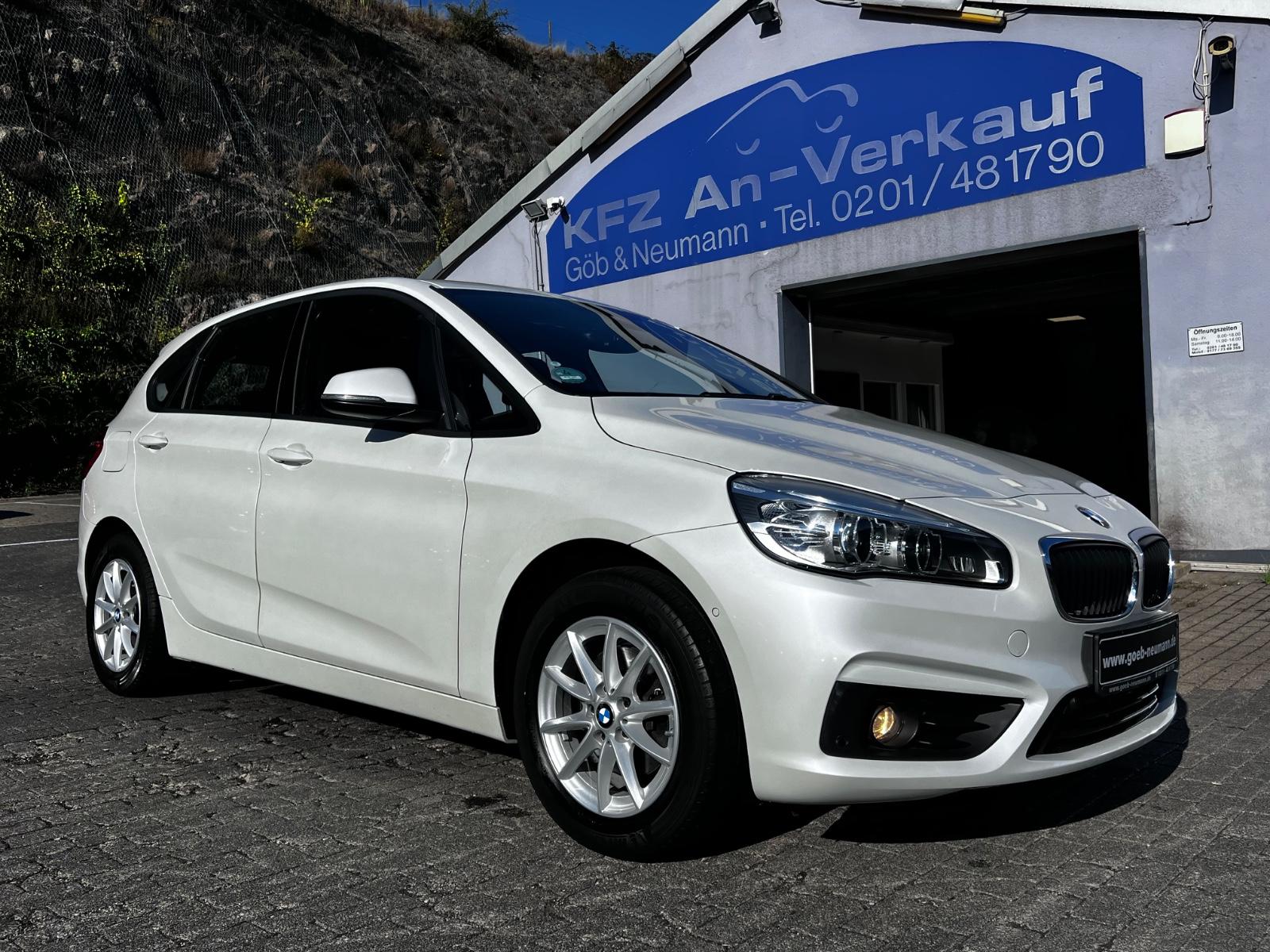 BMW 218i Active Tourer Aut. Advant. Navi LED DAB Ahk