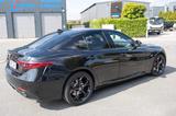 Alfa Romeo Giulia 2.2 Diesel 154kW Q4 Veloce AWD Standhzg. - Alfa Romeo Giulia: Veloce