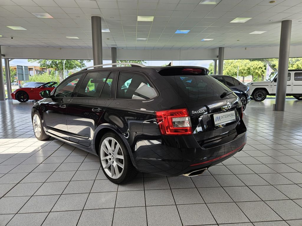 Skoda Octavia RS 2.0 TDI 4x4*Leder*Navi*DSG*DAB*Euro6
