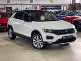 Volkswagen STYLE+AHK+NAVI+SHZ+M+S REIF.+UNFALLFREI+GARANTIE - VW T-Roc Gebrauchtwagen in Hannover