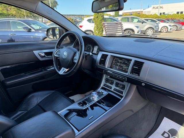 Jaguar XF  Sportbrake 2.2 Diesel
