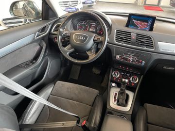 Audi Q3 2.0 TFSI Quattro Aut.*NAVI*BIXENON*ALCANTARA*