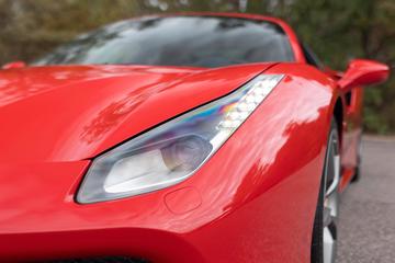 صورة 9 لـ 2017 Ferrari 488 GTB