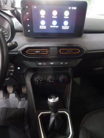 Dacia Sandero III Stepway Comfort LPG, 8-fach bereift