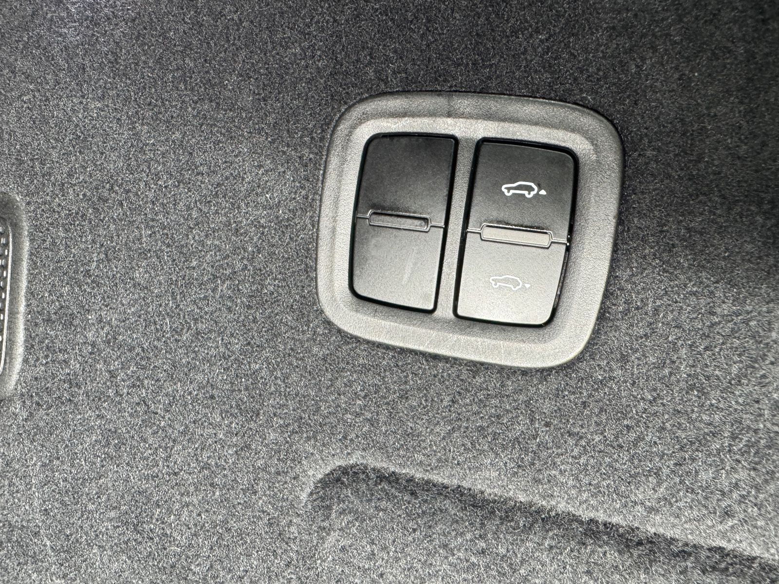 Fahrzeugabbildung Porsche Cayenne S|FACELIFT|PANO|18-WEGE|BOSE|MATRIX|