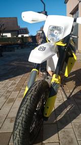 Husqvarna 701 SM - HUSQVARNA SM