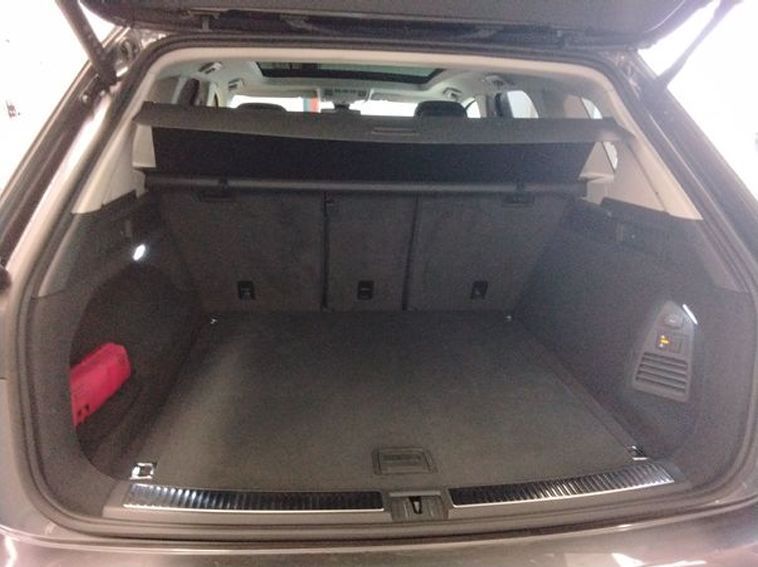 Volkswagen Touareg - Bild 6