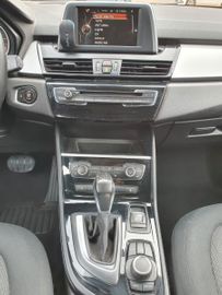 BMW 218 Active Tourer - 11