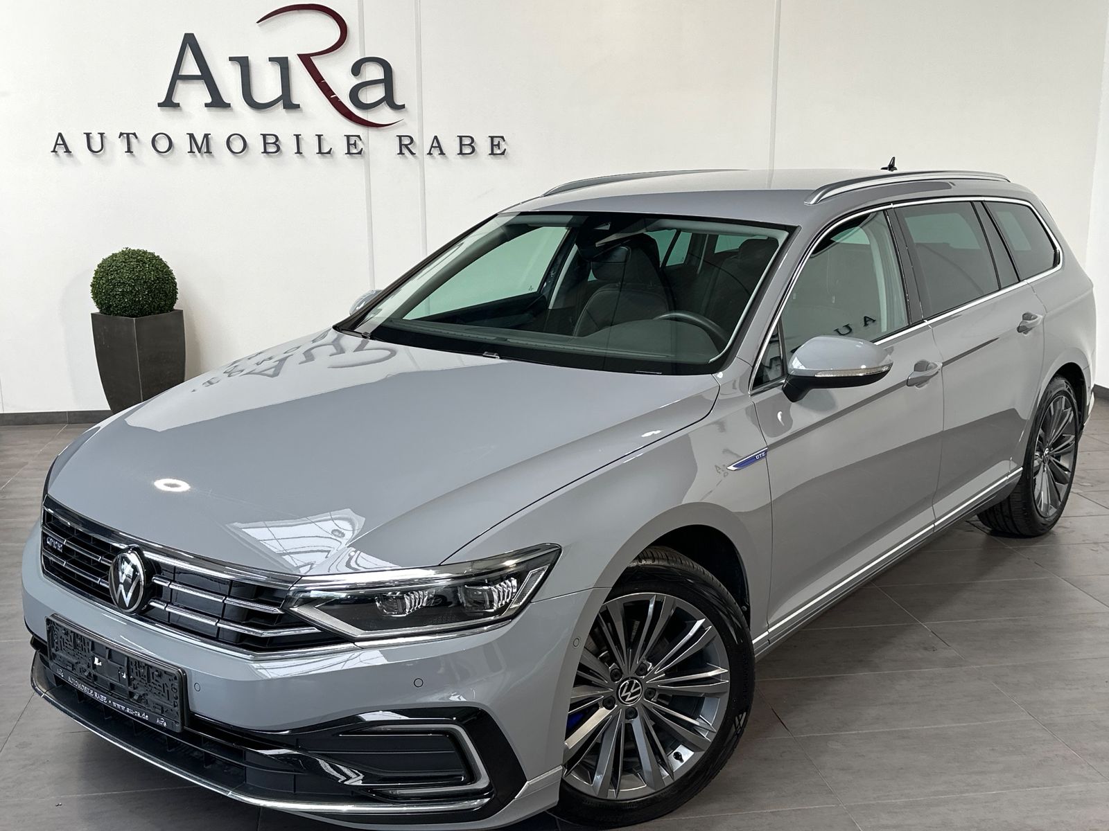 Fahrzeugabbildung Volkswagen Passat Variant GTE NAV+IQ-LIGHT+ACC+KAMERA+AHK