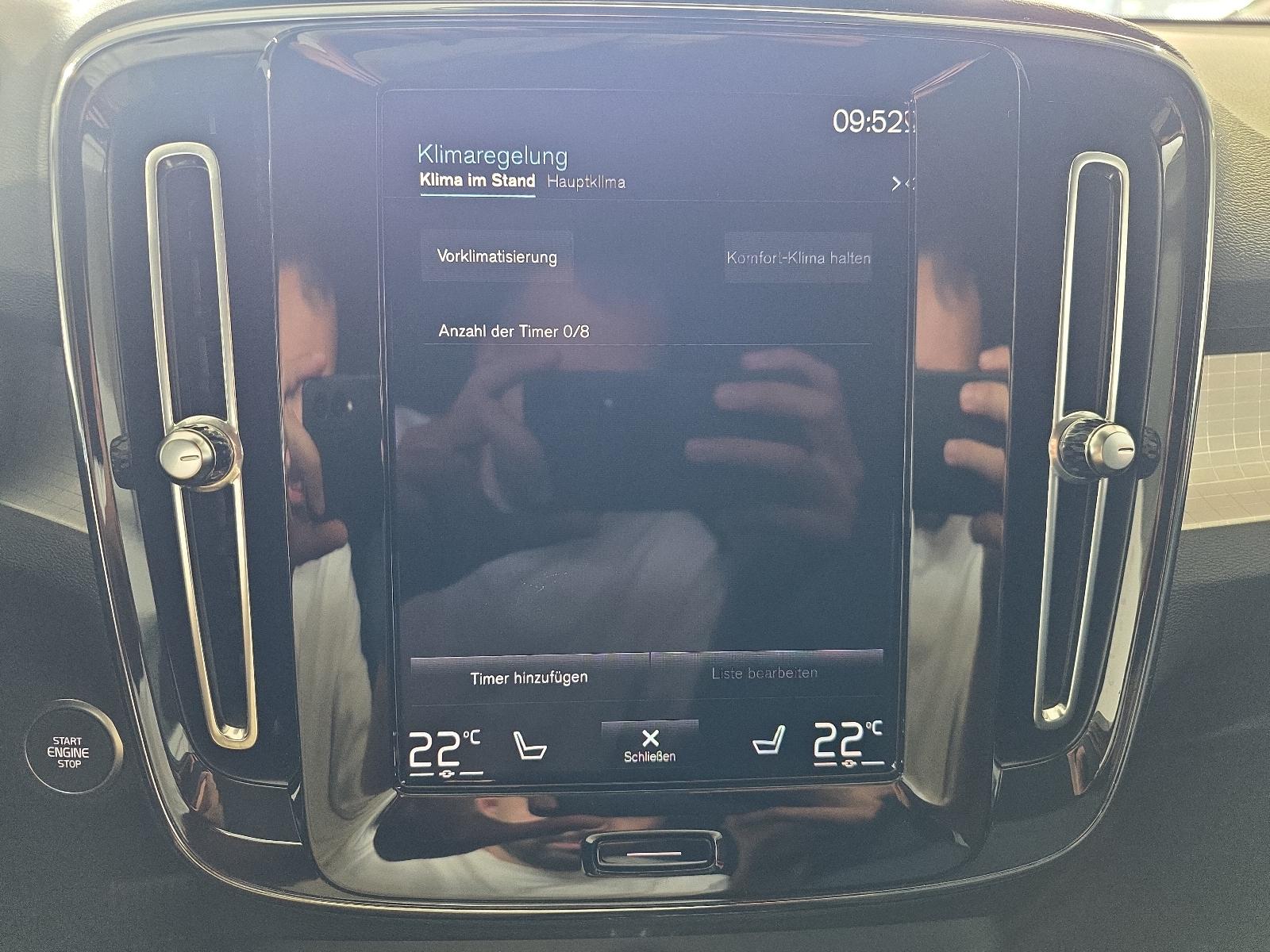 Volvo XC40 T3 Momentum Pro ACC BLIS AHK Kamera LED SHZ