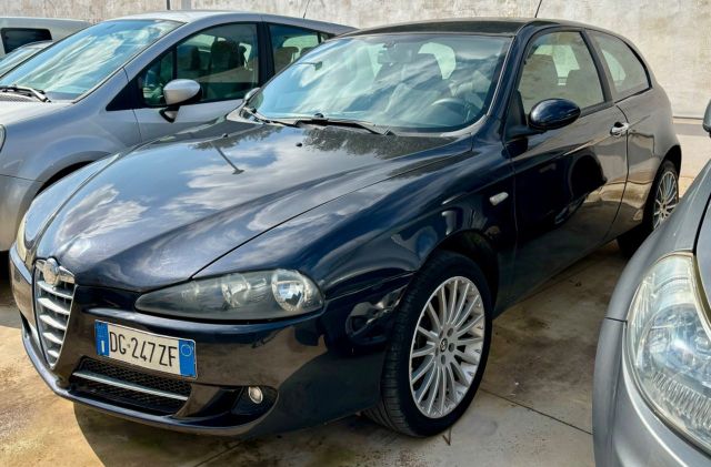 Alfa Romeo 147 1.9 JTD (120) 3 porte Exclusive