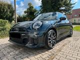 MINI Cooper S JCW Trim 5 Türer von BMW Mitarbeiter