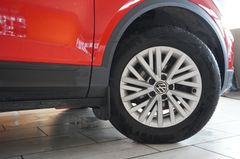 Fahrzeugabbildung Volkswagen T-Roc 1.5 TSI STYLE DSG NAVI/LED/NEBEL/ACC/DAB+