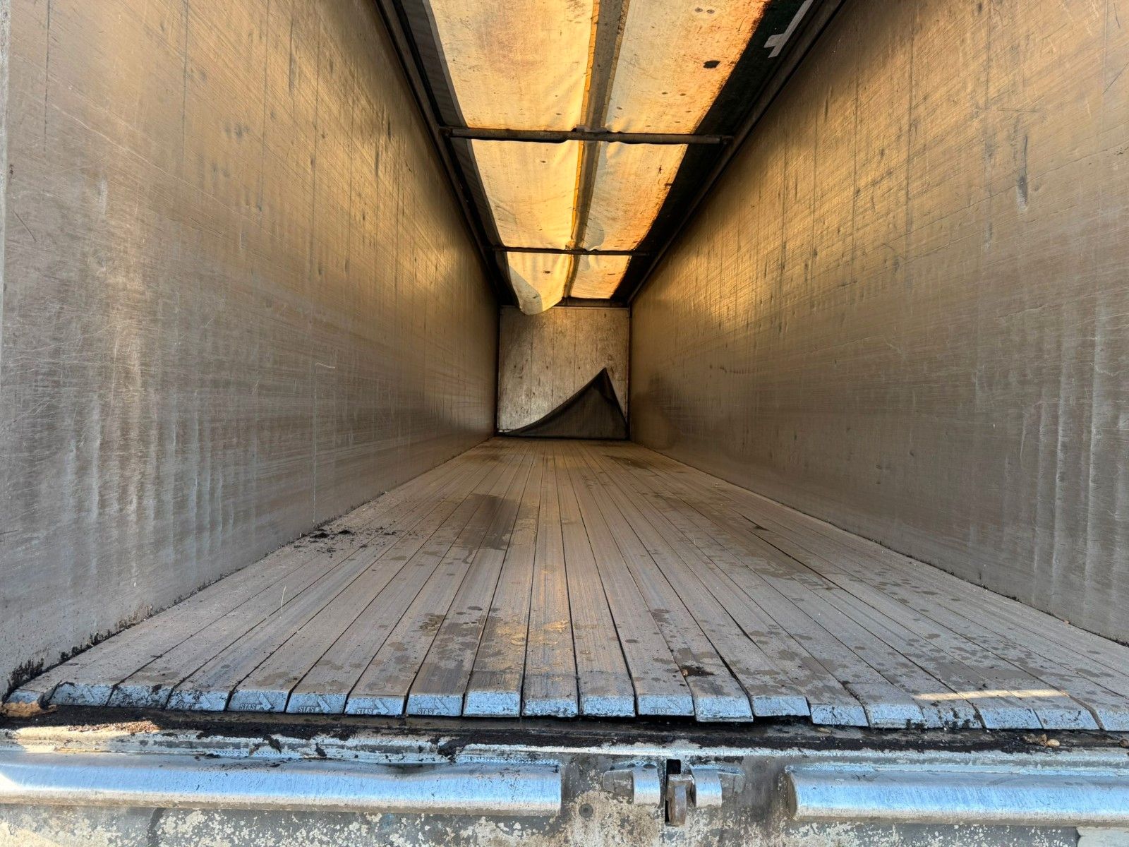 Fahrzeugabbildung Stas S 300 ZX 93 Walkingfloor