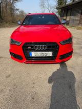 Audi S6 4.0 TFSI quattro S tronic Avant - - rote Audi S6