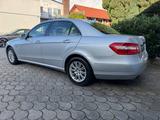 Mercedes-Benz E 350 CDI Lim Automatik *AHK*SHZ*Navi* - Mercedes-Benz E 350 mit Diesel-Antrieb
