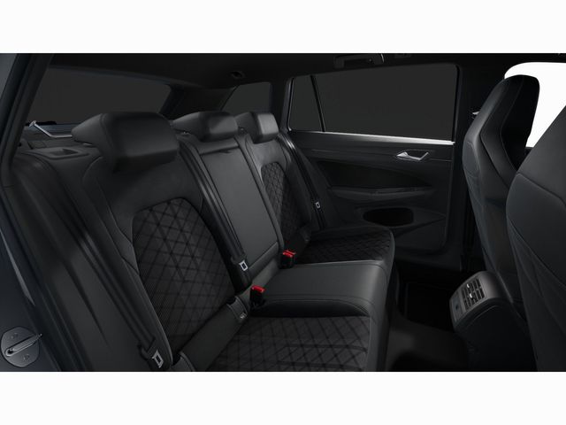 Golf VIII Variant 1.5eTSI DSG R-Line AHK