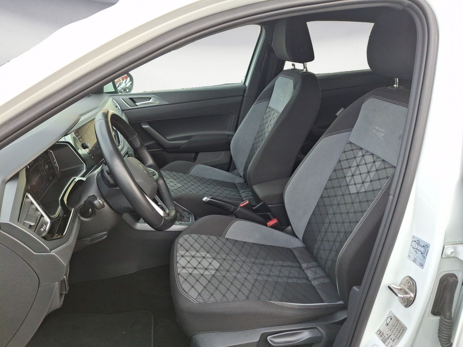 Volkswagen Taigo - Bild 8